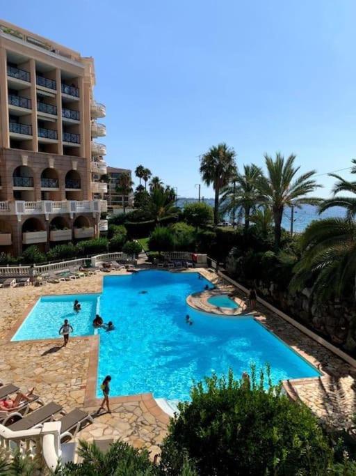 קאן Magnifique Appartement Vue Mer Parking Piscine Plage Climatise מראה חיצוני תמונה